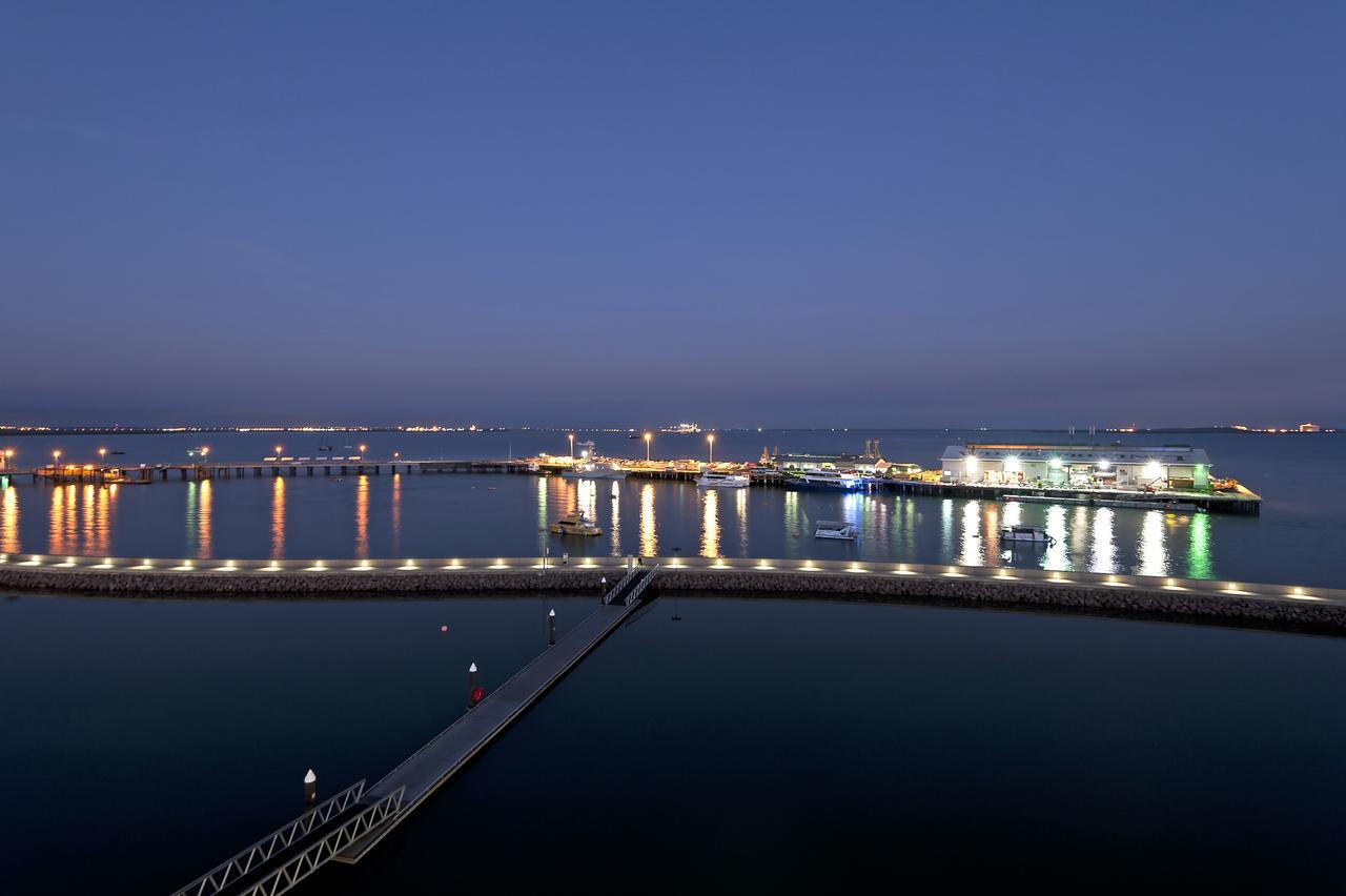 Darwin Waterfront Luxury Suites Exteriör bild